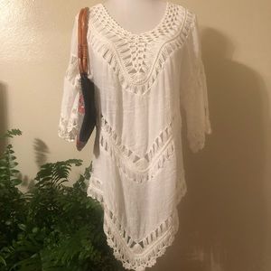 (NWT) Boho Chic Crochet Style Shear Top - Sz Large